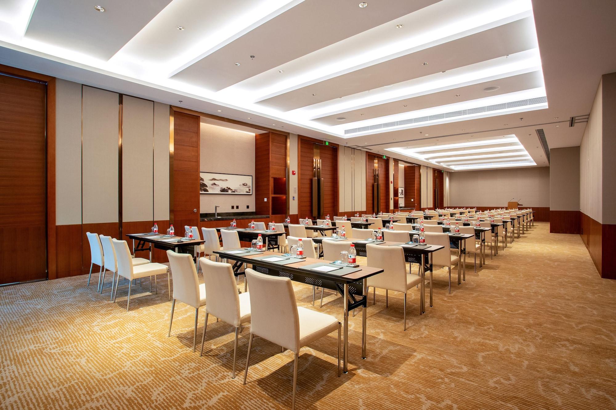Hyatt Regency Zhenjiang Hotel Zhenjiang  Bagian luar foto