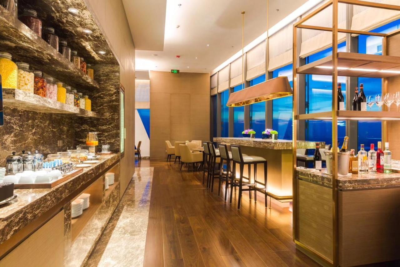 Hyatt Regency Zhenjiang Hotel Zhenjiang  Bagian luar foto
